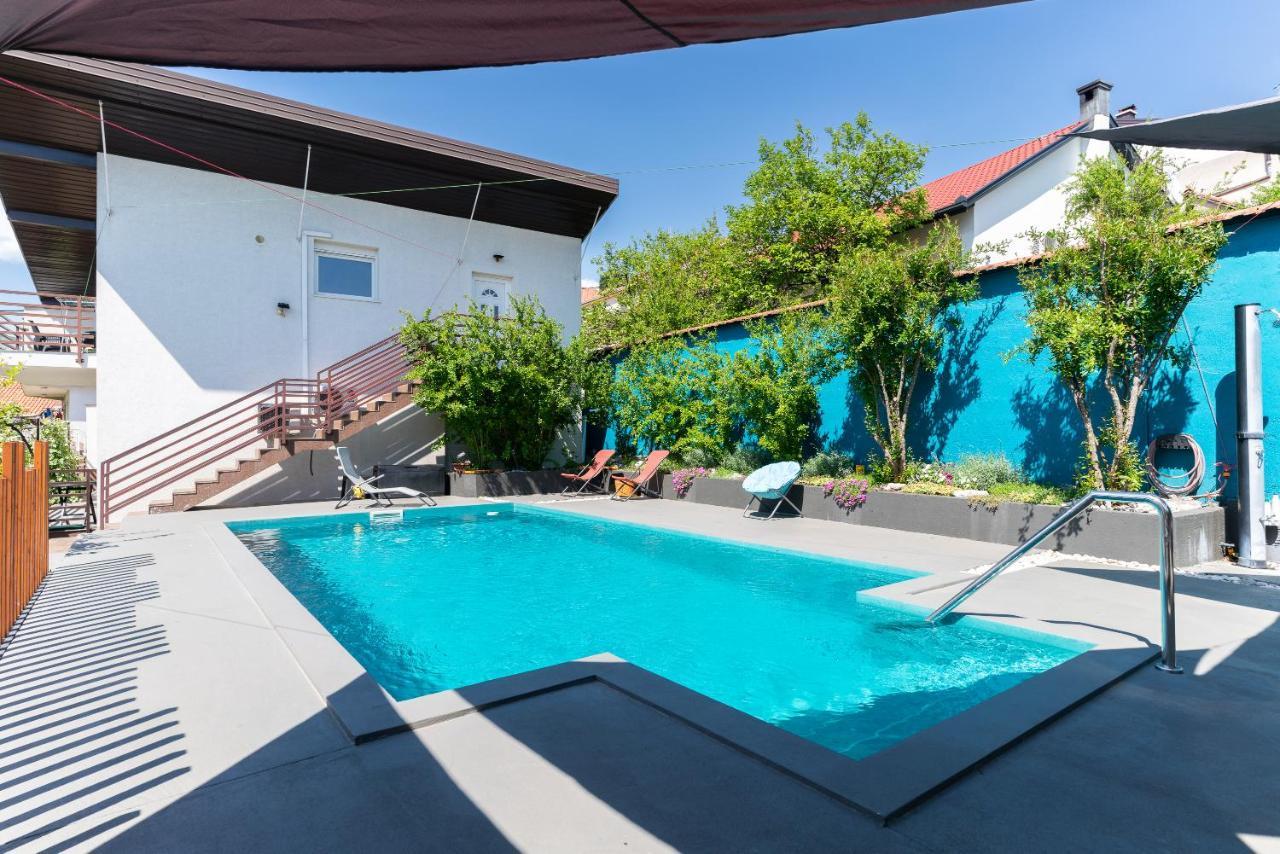 Pure Sky Apartments - With Pool 莫斯塔尔 外观 照片